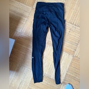 Lulu lemon size 4 pockets full length leggings